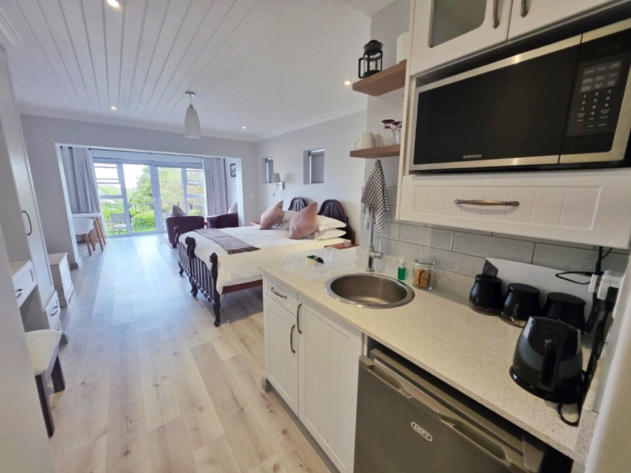 12 Bedroom Property for Sale in Wilderness Central Western Cape